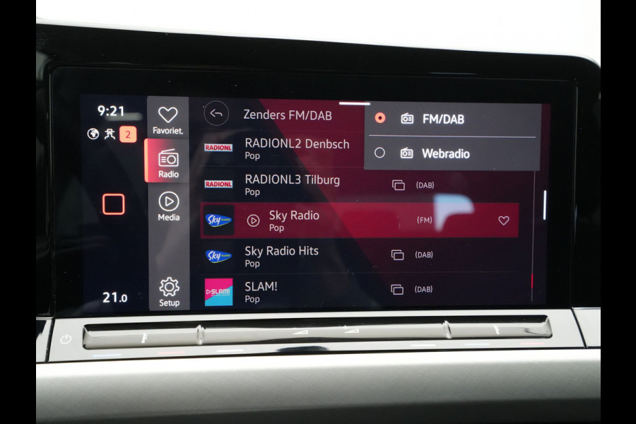 Volkswagen GOLF Variant 1.0 TSI 110pk Life Navigatie Wegkl. trekhaak Pdc privacy glas 109