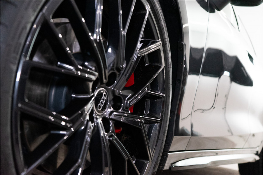 Audi A6 Avant C9 e-hybrid 270KW Quattro S Edition Competition 367PK | Tech Pro | B&O | Lucht | Trekhaak | Werkelijk VOL OPTIE! 5 jaar Fa