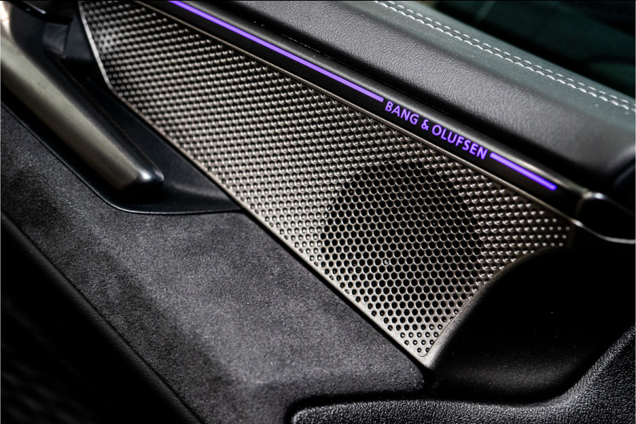 Audi A6 Avant C9 e-hybrid 270KW Quattro S Edition Competition 367PK | Tech Pro | B&O | Lucht | Trekhaak | Werkelijk VOL OPTIE! 5 jaar Fa