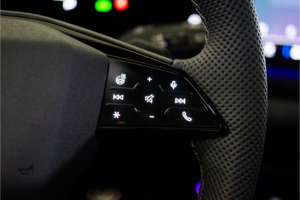 Audi A6 Avant C9 e-hybrid 270KW Quattro S Edition Competition 367PK | Tech Pro | B&O | Lucht | Trekhaak | Werkelijk VOL OPTIE! 5 jaar Fa