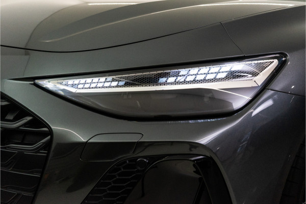 Audi A6 Avant C9 e-hybrid 270KW Quattro S Edition Competition 367PK | Tech Pro | B&O | Lucht | Trekhaak | Werkelijk VOL OPTIE! 5 jaar Fa