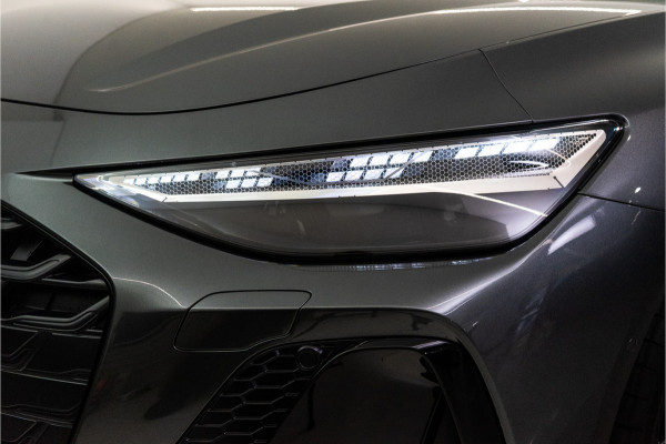 Audi A6 Avant C9 e-hybrid 270KW Quattro S Edition Competition 367PK | Tech Pro | B&O | Lucht | Trekhaak | Werkelijk VOL OPTIE! 5 jaar Fa