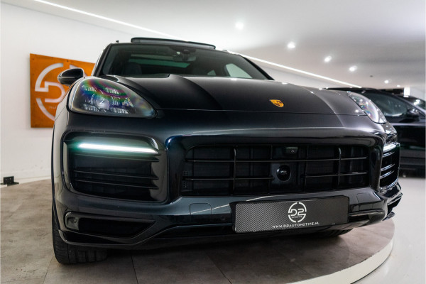 Porsche Cayenne 3.0 E-Hybrid Platinum Edition 462PK | NL AUTO | 1e Eigenaar NAP | Sport Design | Pano | Bose | Meedraaiende achteras | VOL OPTIE