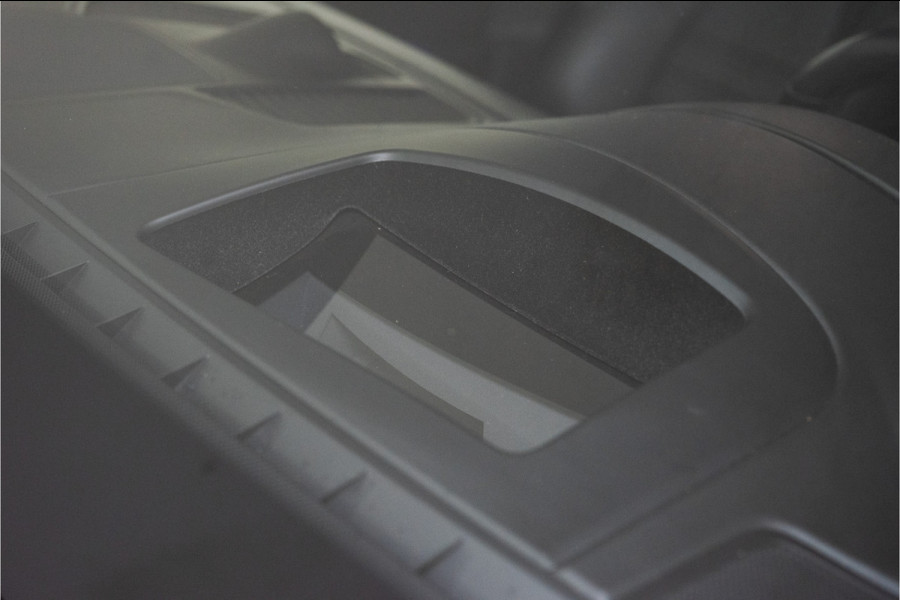 Porsche Cayenne 3.0 E-Hybrid Platinum Edition 462PK | NL AUTO | 1e Eigenaar NAP | Sport Design | Pano | Bose | Meedraaiende achteras | VOL OPTIE