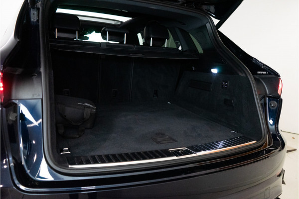 Porsche Cayenne 3.0 E-Hybrid Platinum Edition 462PK | NL AUTO | 1e Eigenaar NAP | Sport Design | Pano | Bose | Meedraaiende achteras | VOL OPTIE