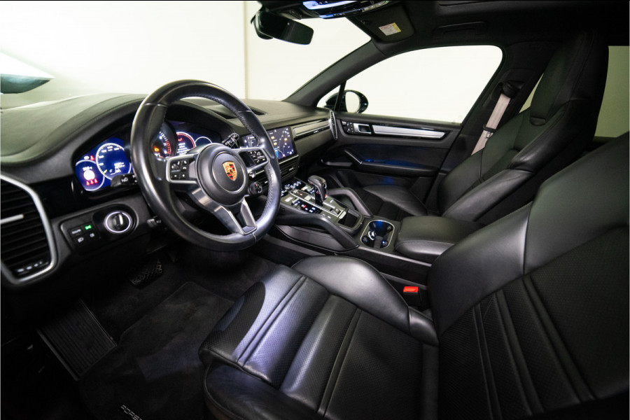 Porsche Cayenne 3.0 E-Hybrid Platinum Edition 462PK | NL AUTO | 1e Eigenaar NAP | Sport Design | Pano | Bose | Meedraaiende achteras | VOL OPTIE