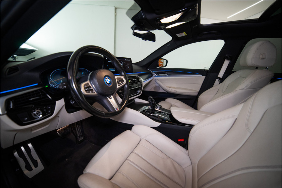 BMW 5 Serie 530e High Executive M-Sport 300PK | Laser | Pano | Leder | Sfeer | 12 MND Garantie
