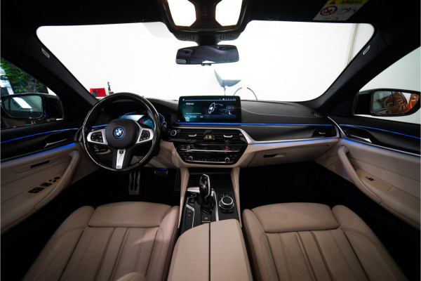 BMW 5 Serie 530e High Executive M-Sport 300PK | Laser | Pano | Leder | Sfeer | 12 MND Garantie
