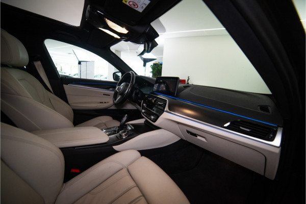 BMW 5 Serie 530e High Executive M-Sport 300PK | Laser | Pano | Leder | Sfeer | 12 MND Garantie