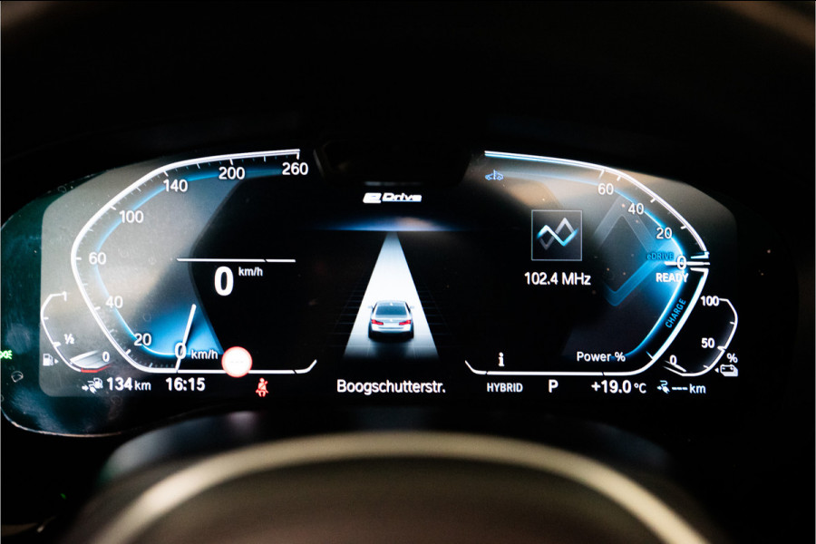 BMW 5 Serie 530e High Executive M-Sport 300PK | Laser | Pano | Leder | Sfeer | 12 MND Garantie