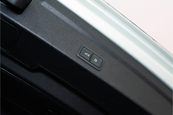 Audi Q3 Sportback 45 TFSI e Edition 245PK Matte Black | Pano | Sfeer | B&O | Memory | 12 MND Garantie