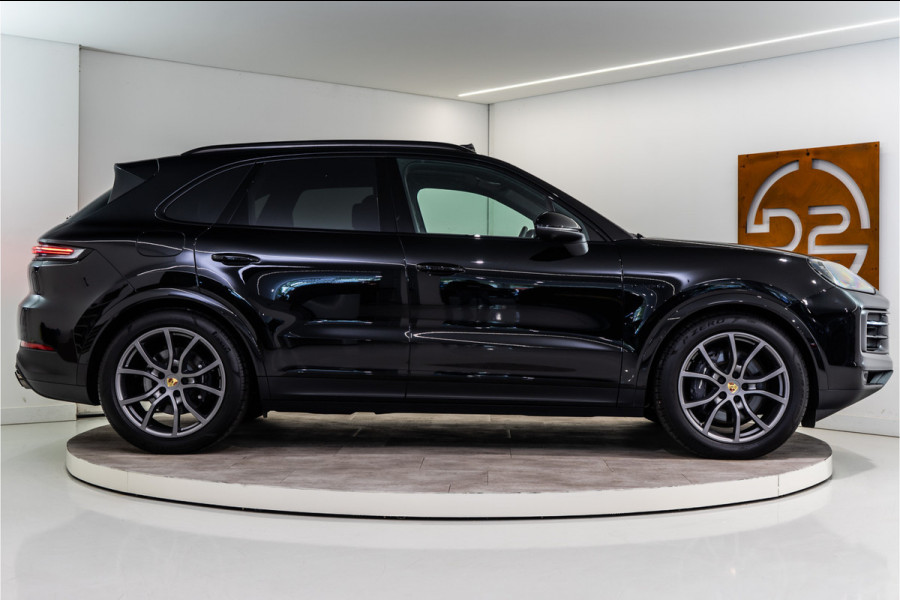 Porsche Cayenne 3.0 E-Hybrid Facelift 470PK | Luchtvering | Pano | Bose | Chrono | Sfeer | 24 MND Garantie