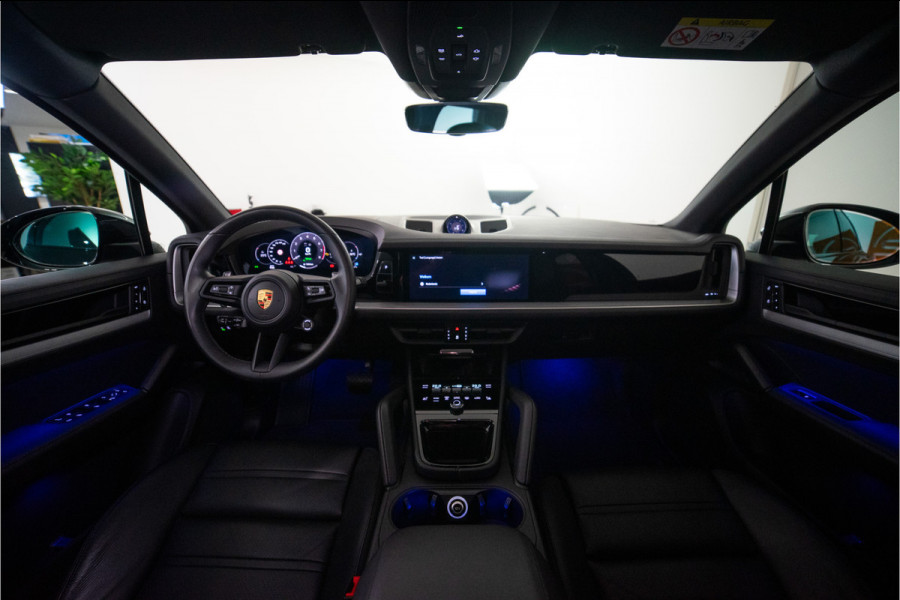 Porsche Cayenne 3.0 E-Hybrid Facelift 470PK | Luchtvering | Pano | Bose | Chrono | Sfeer | 24 MND Garantie