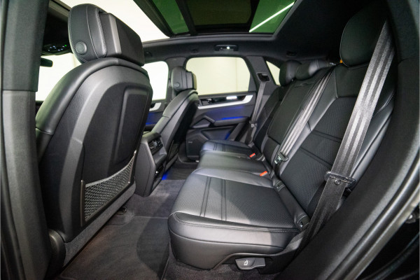 Porsche Cayenne 3.0 E-Hybrid Facelift 470PK | Luchtvering | Pano | Bose | Chrono | Sfeer | 24 MND Garantie