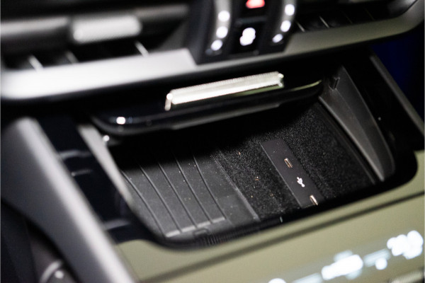 Porsche Cayenne 3.0 E-Hybrid Facelift 470PK | Luchtvering | Pano | Bose | Chrono | Sfeer | 24 MND Garantie