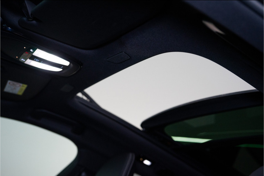 Volvo XC60 2.0 T8 AWD Polestar Engineered 455PK | Pano | Leder | Trekhaak | Memory | 12 MND Garantie