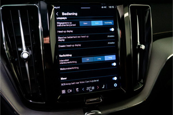 Volvo XC60 2.0 T8 AWD Polestar Engineered 455PK | Pano | Leder | Trekhaak | Memory | 12 MND Garantie