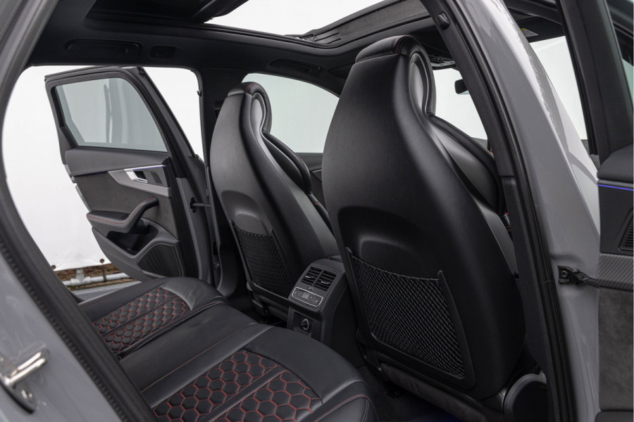 Audi RS4 Avant 2.9 TFSI 450pk Quattro Pano HuD B&O 20'' ACC Matrix 280 km/h