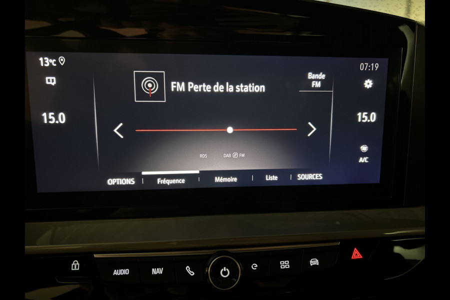 Opel Mokka Electric Ultimate 50 kWh lage kilometerstand, Multimedia Navi Pro | Stoelmassage