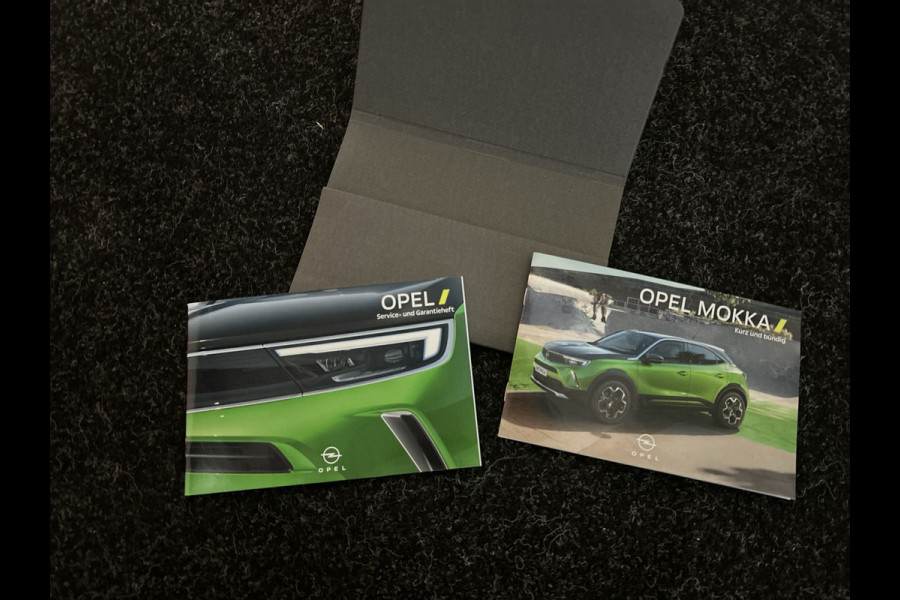 Opel Mokka Electric Ultimate 50 kWh Prachtige Mokka in nieuwstaat, hele lage kilometerstand, Multimedia Navi Pro Zwart Dak!