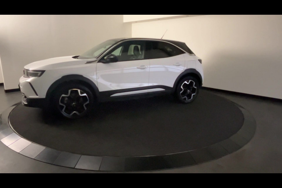 Opel Mokka Electric Ultimate 50 kWh Prachtige Mokka in nieuwstaat, hele lage kilometerstand, Multimedia Navi Pro Zwart Dak!