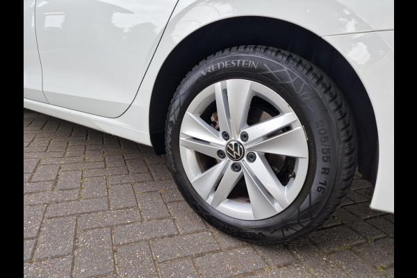 Volkswagen GOLF Variant 1.0 eTSI Life|Digi-dash|110PK|DSG|Automaat|Adaptiefcruise|Carplay|