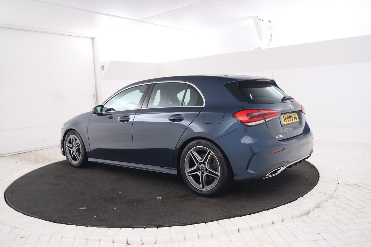 Mercedes-Benz A-Klasse 200 Business Solution AMG Upgrade Automaat, Panorama,