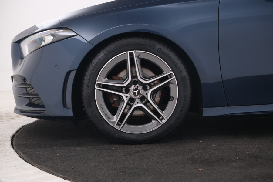 Mercedes-Benz A-Klasse 200 Business Solution AMG Upgrade Automaat, Panorama,