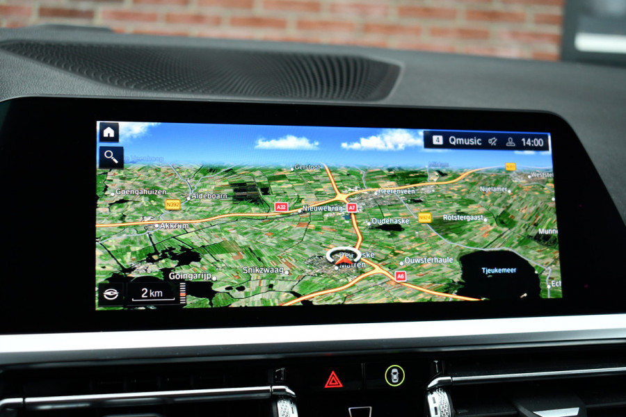 BMW 3-serie 330i Sportline 18inch HiFi Live-Cockpit Sfeer