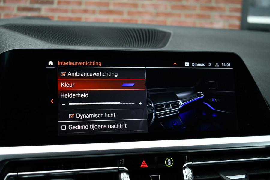 BMW 3-serie 330i Sportline 18inch HiFi Live-Cockpit Sfeer