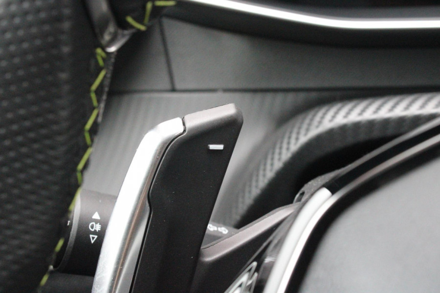 Peugeot 2008 1.2 130PK AUTOMAAT GT PACK | ELEKTRISCH BEDIENBARE BESTUURDERSSTOEL | NAVIGATIE | FULL LED KOPLAMPEN | DRAADLOZE APPLE CARPLAY/ANDROID AUTO | ADAPTIVE CRUISE CONTROL | CAMERA VOOR + ACHTER | CLIMATE CONTROL | LICHTMETALEN VELGEN 17" | KEYLESS ENTRY/START | DAB+ RADIO | ALCANTARA/LEDEREN BEKLEDING  | DODEHOEK DETECTIE | PARKEERSENSOREN VOOR + ACHTER | STOEL VERWARMING |