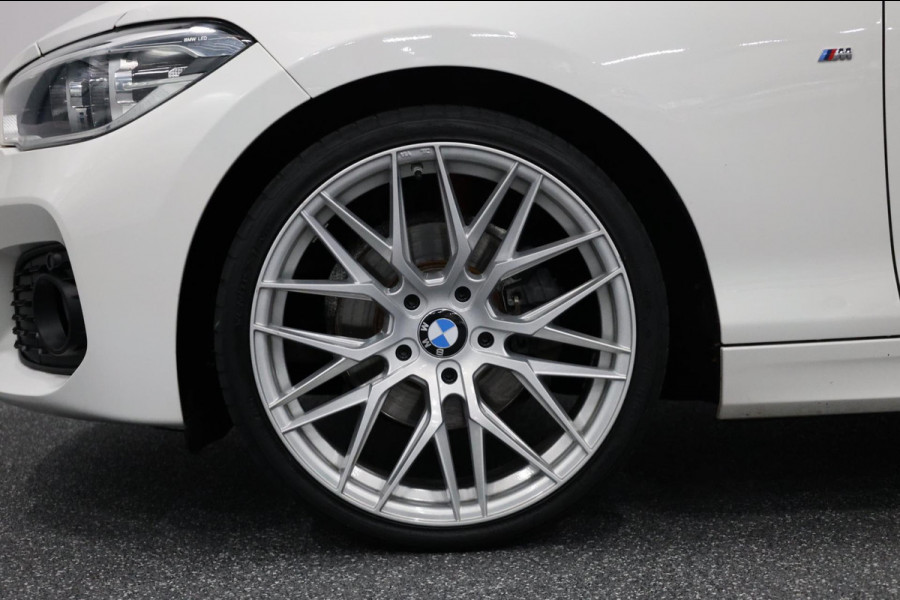BMW 1-serie 120i M-Sport LED/M-PAKKET/SCHUIFDAK/LEER+S.VERWARMING/LMV/PDC/CRUISE/ECC/12 MND GARANTIE!
