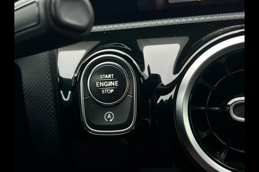 Mercedes-Benz A-Klasse 200 CAMERA | STOELVERW | WIDE SCREEN | NAVI |