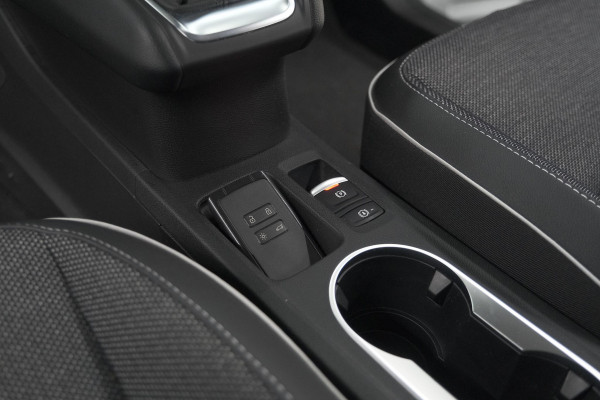 Renault Captur TCe 90 Intens | Trekhaak | Camera | Navigatie | Parkeersensoren | Apple Carplay