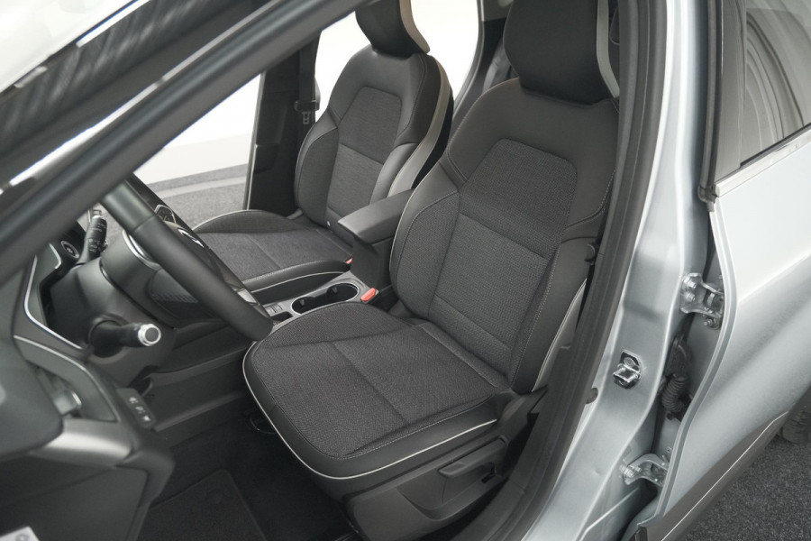 Renault Captur TCe 90 Intens | Trekhaak | Camera | Navigatie | Parkeersensoren | Apple Carplay