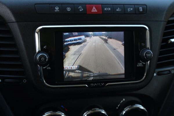Iveco Daily 35S18 L4/H3 AUTOMAAT 180PK LED CAMERA CLIMA Imperiaal-Trap 3500K TREKHAAK LEASE V/A €178,- p.m. INRUIL MOG