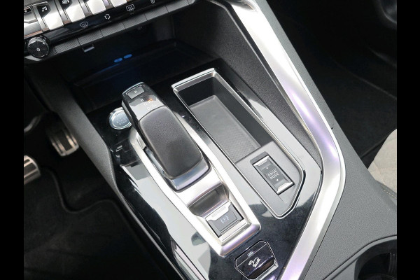 Peugeot 3008 1.6 HYbrid4 300 GT | Automaat | plug-in | Focal Audio | trekhaak | Navigatie |