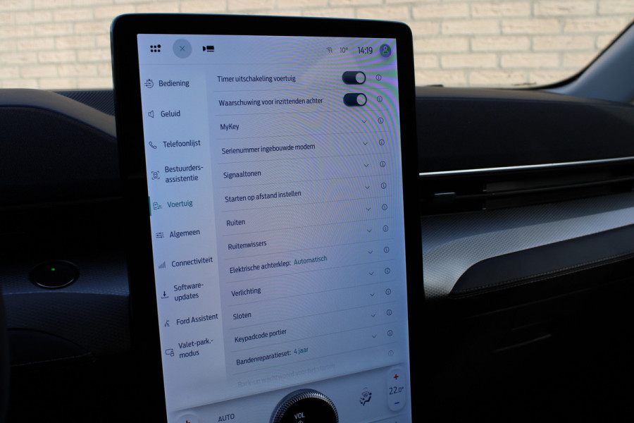 Ford Mustang Mach-E RWD 75 kWh | Adaptieve cruise | B&O | Leder | Trekhaak |