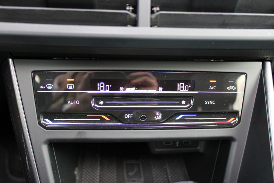 Volkswagen Polo 1.0 TSI Style | Adaptieve Cruise | Automaat | Panoramadak | Trekhaak