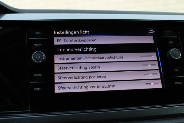 Volkswagen Polo 1.0 TSI Style | Adaptieve Cruise | Automaat | Panoramadak | Trekhaak