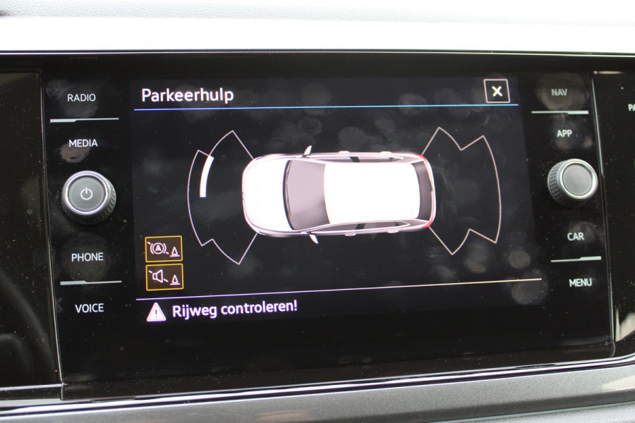 Volkswagen Polo 1.0 TSI Style | Adaptieve Cruise | Automaat | Panoramadak | Trekhaak