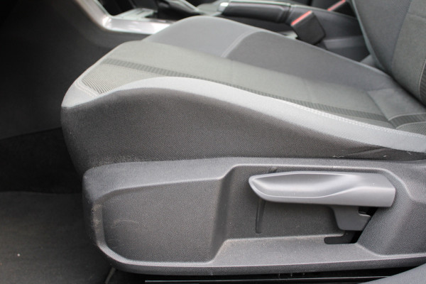 Volkswagen Polo 1.0 TSI Style | Adaptieve Cruise | Automaat | Panoramadak | Trekhaak