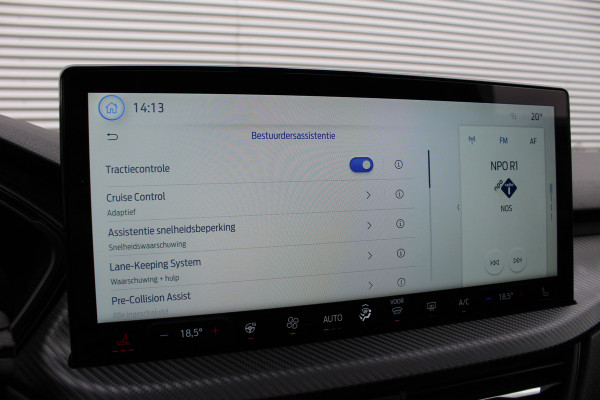 Ford Kuga 2.5 PHEV ST-Line X | Trekhaak | Panoramadak | AGR | Led | Head-up | B&O