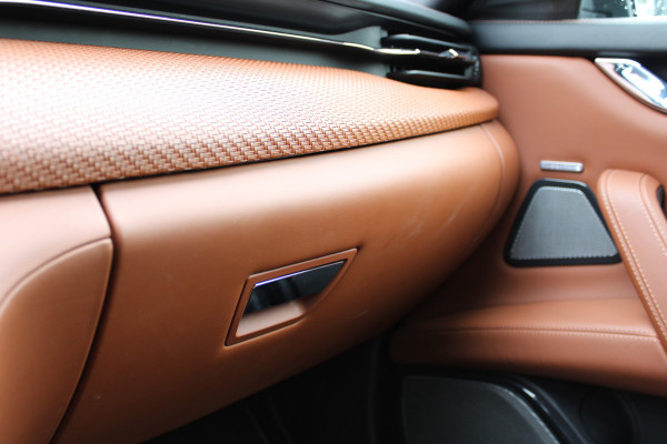 Maserati Quattroporte 3.0 S Q4 GranLusso | Leder | Adaptieve cruise | Bowers & Wilkins | Softclose