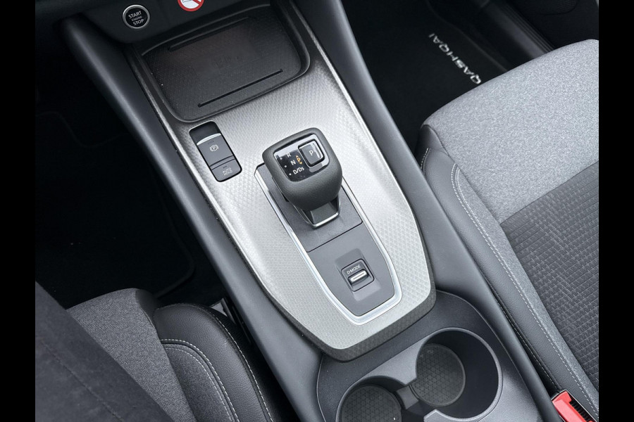 Nissan QASHQAI 1.3 MHEV Xtronic N-Connecta Cold Pack Glass Roof