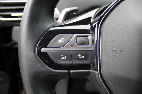 Peugeot 3008 1.6 HYbrid 225 Allure | Navigatie | Camera | Led