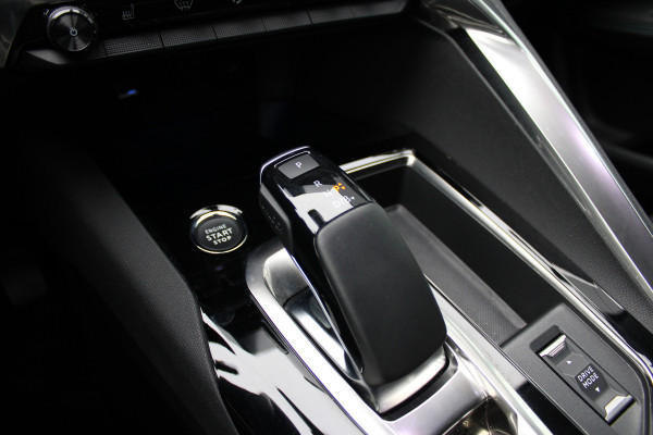 Peugeot 3008 1.6 HYbrid 225 Allure | Navigatie | Camera | Led