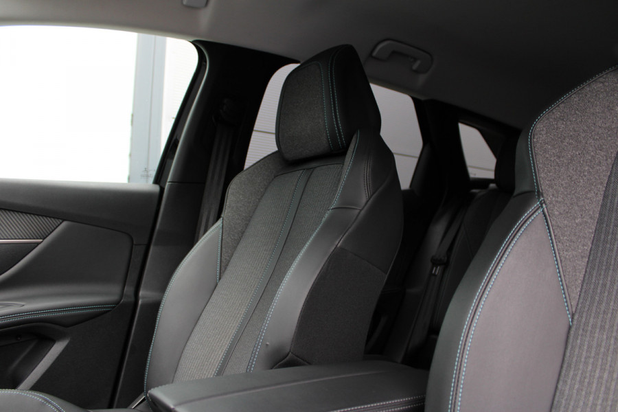 Peugeot 3008 1.6 HYbrid 225 Allure | Navigatie | Camera | Led