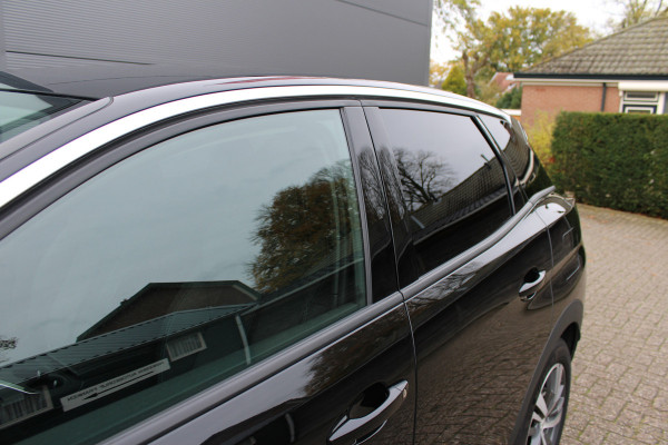 Peugeot 3008 1.6 HYbrid 225 Allure | Navigatie | Camera | Led