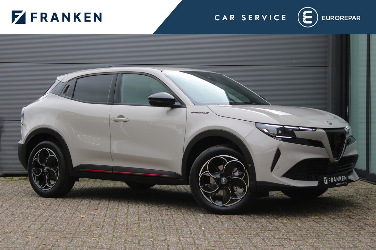 Alfa Romeo junior 1.2 Turbo Hybrid Ibrida Speciale | Direct beschikbaar | Navigatie | Adaptieve Cruise | Led | Camera | Stoelverwarming